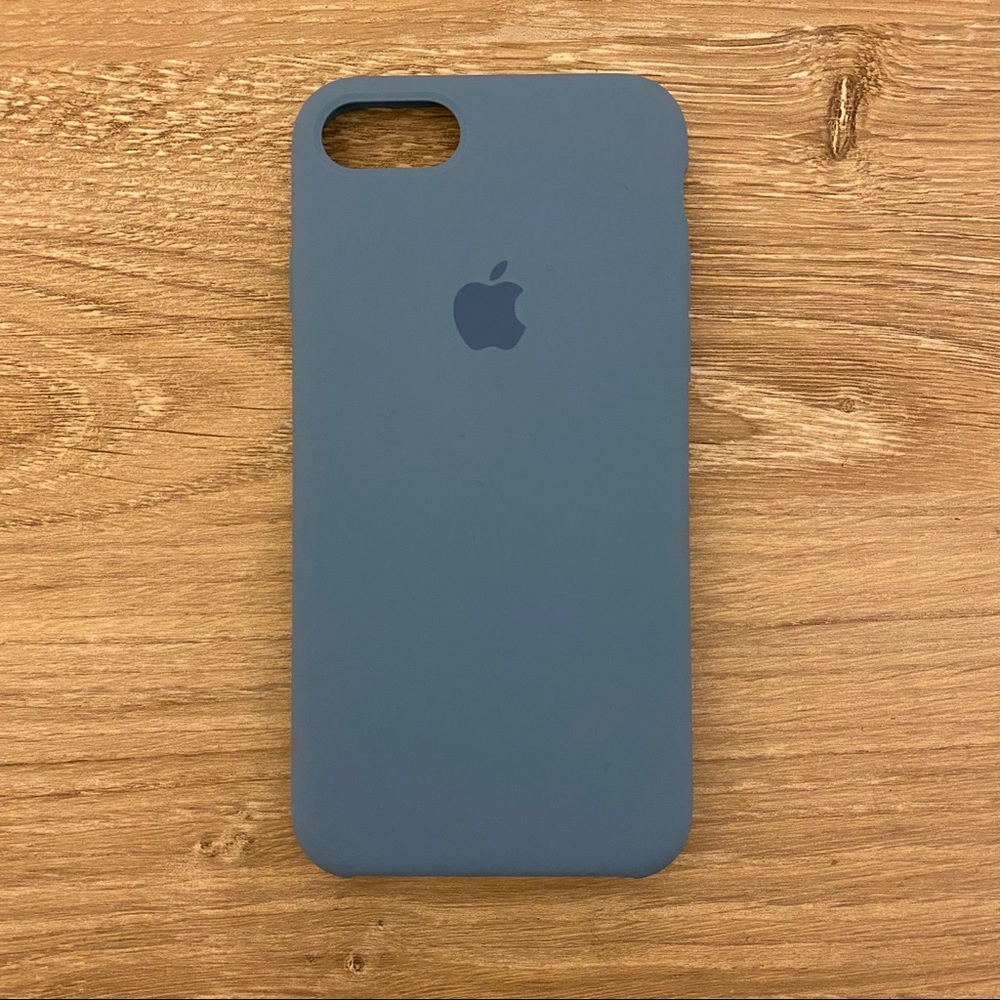 EUC iPhone 7/8 Apple brand phone case